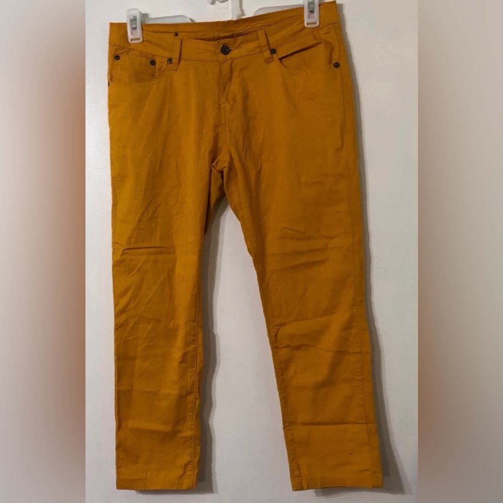 Sun Rise women’s pant low rise skinny five pockets front zip buttons yellow.11